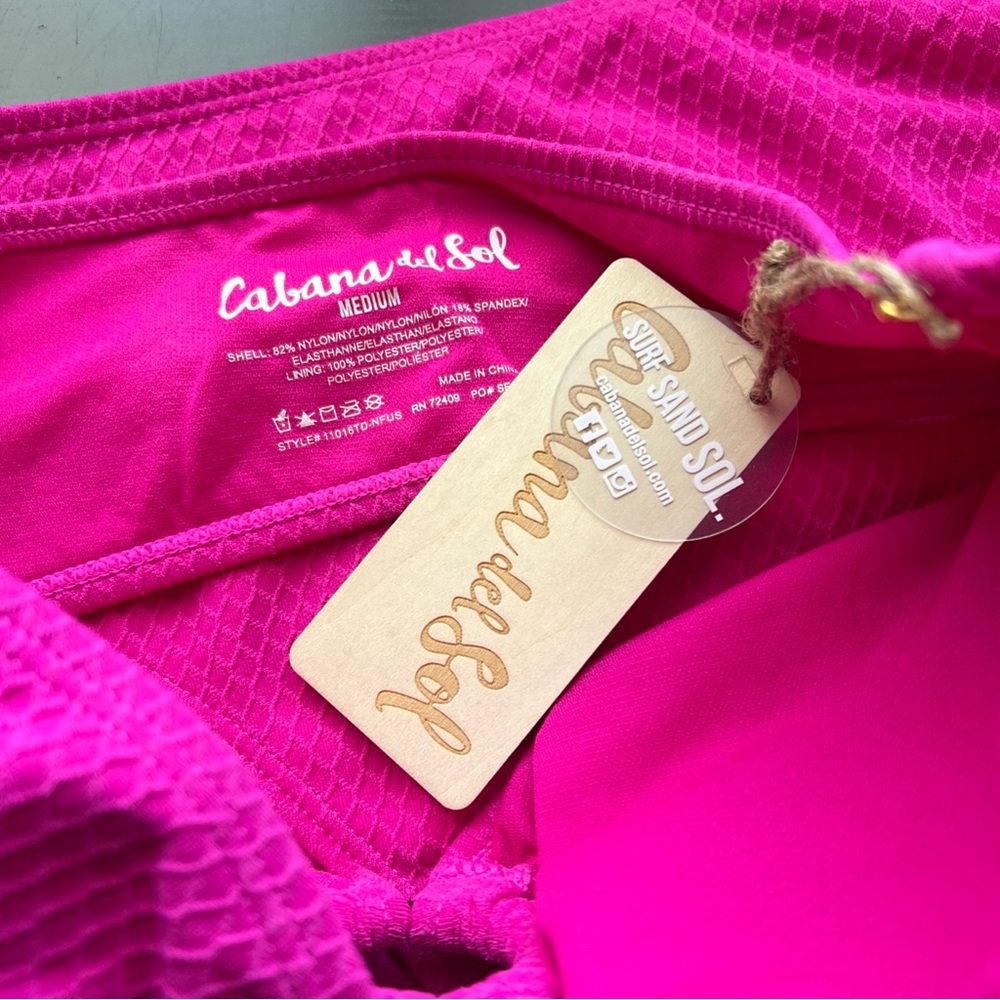 NWT Cabana Del Sol Hot Pink Ring Bandeau Bikini 2pc Set Size Medium  Swim - Picture 3 of 9